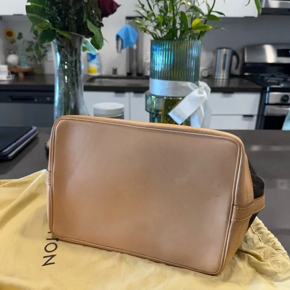 Vintage Louis Vuitton Noe Shoulder Bag - Picture 6 of 8